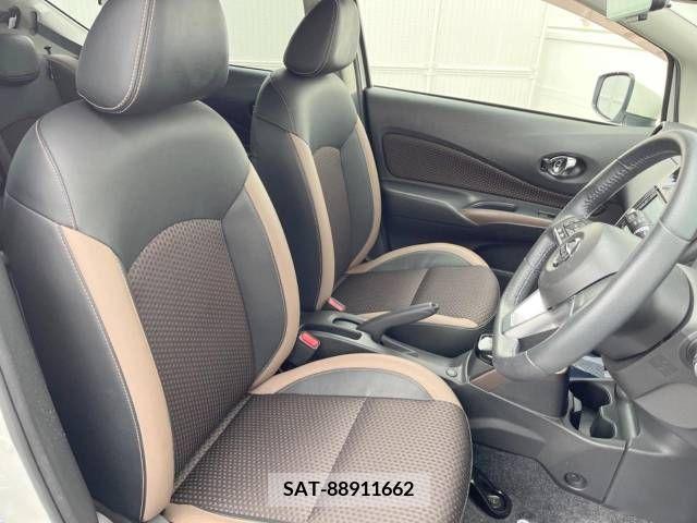 Nissan NOTE 2017-06 305377-8