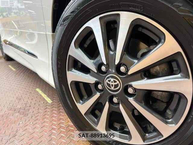 Toyota ESQUIRE 2020-09 341648-13