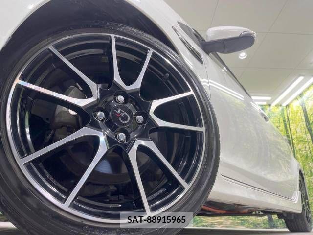 Toyota AQUA 2015-11 221525-13