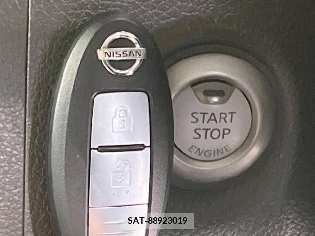 Nissan CUBE 2018-10 295433-4
