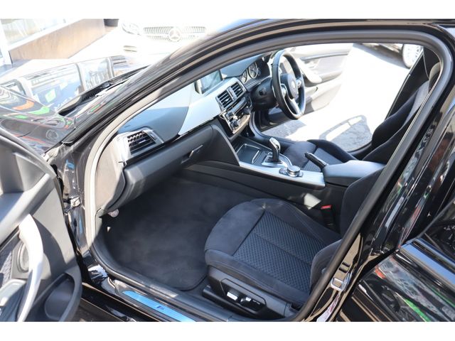 Bmw 3 SERIES 2018-01 15861-5