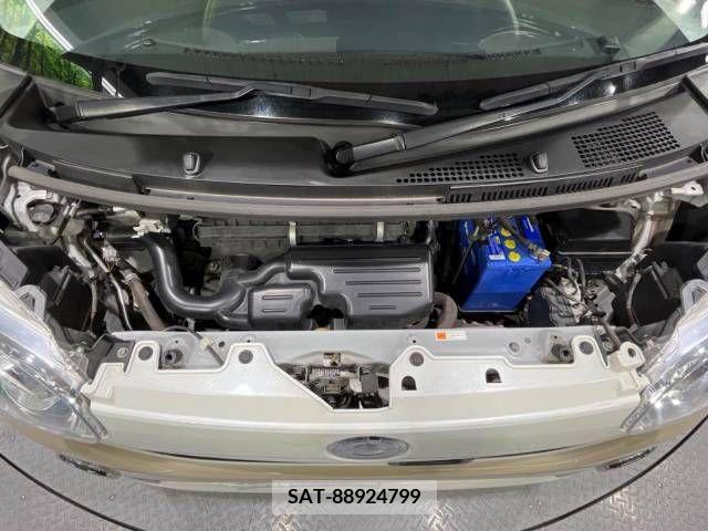 Daihatsu MOVE 2017-08 246605-18