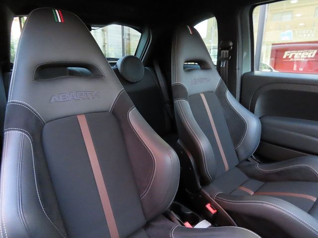 Abarth 695 2020-02 186396-11
