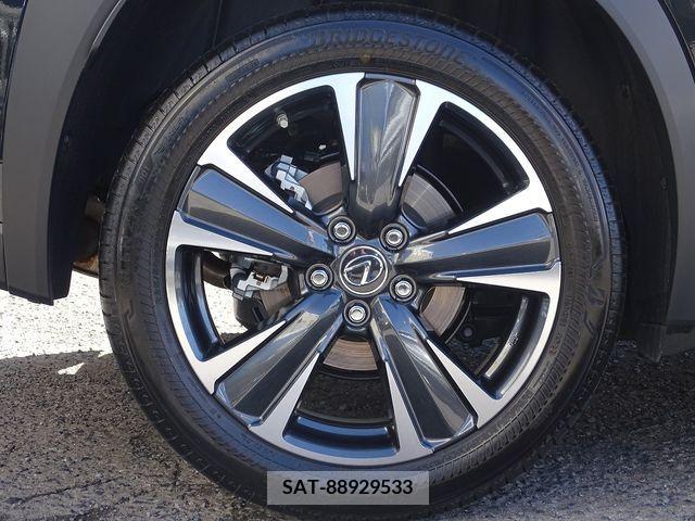 Lexus UX 2022-09 212689-8