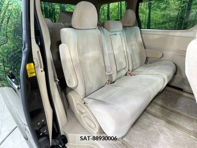 Toyota ALPHARD 2011-10 299861-8