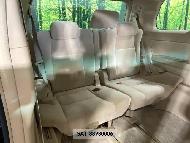 Toyota ALPHARD 2011-10 299861-9