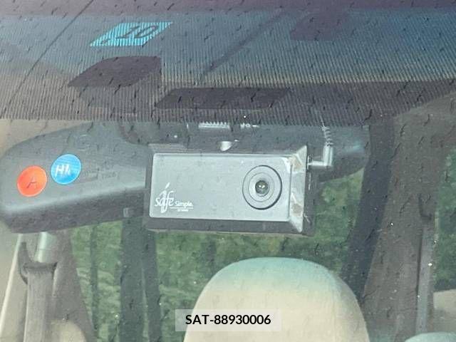 Toyota ALPHARD 2011-10 299861-6