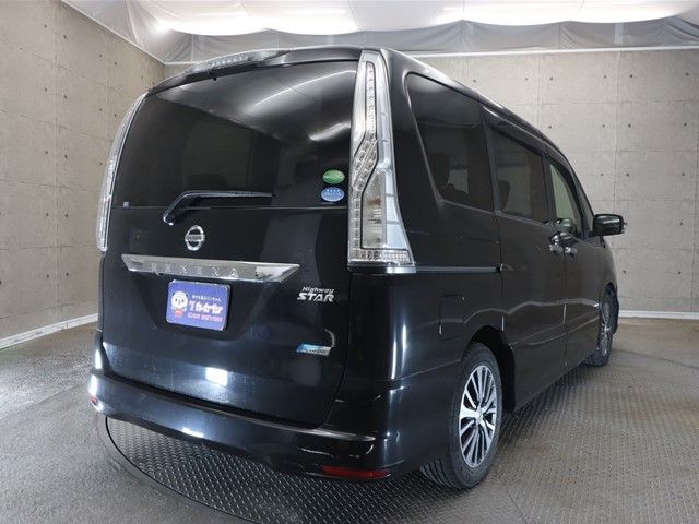 Nissan SERENA 2014-10 19883-1