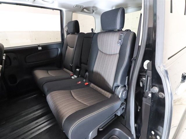 Nissan SERENA 2014-10 19883-6