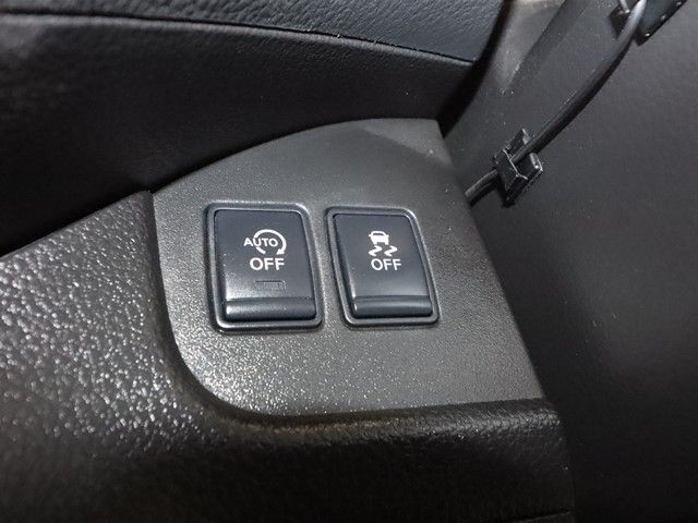 Nissan SERENA 2014-10 19883-13