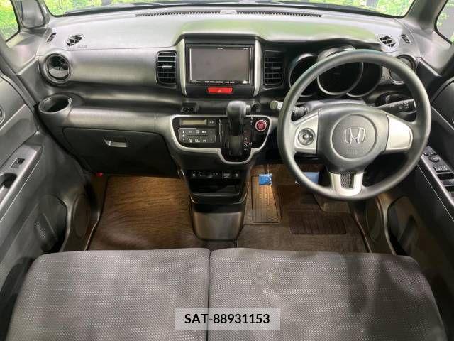 Honda N BOX 2017-06 278853-1