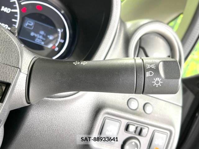 Nissan NOTE 2015-05 280170-6