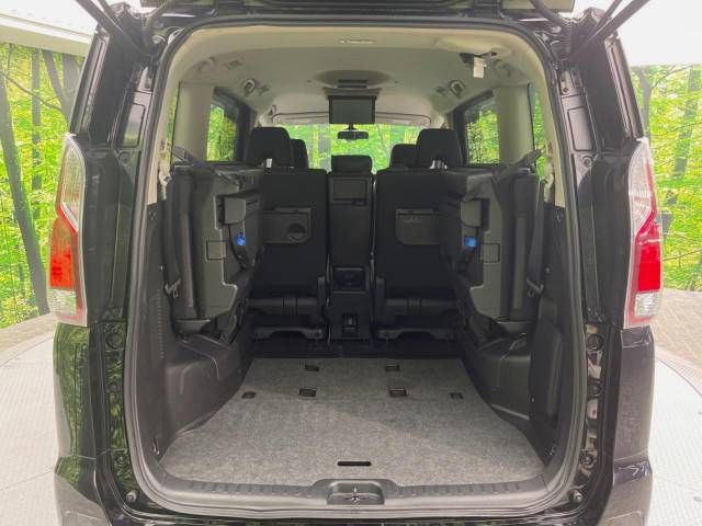 Nissan SERENA 2018-03 189023-14