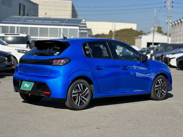 Peugeot 208 2022-06 181370-27