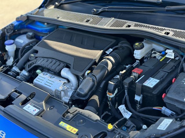Peugeot 208 2022-06 181370-29
