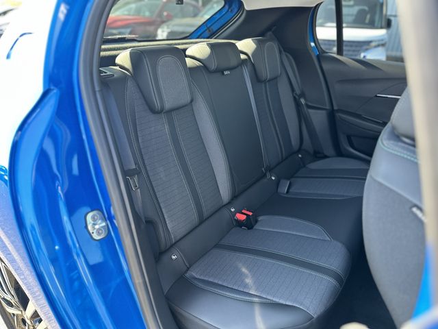 Peugeot 208 2022-06 181370-16