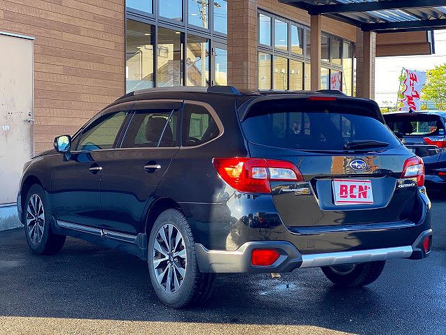 Subaru OUTBACK 2017-02 11030-8