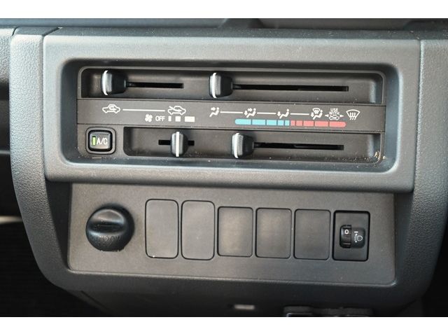 Daihatsu HIJET TRUCK 2015-11 196288-21