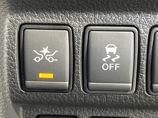 Nissan ELGRAND 2019-11 187371-4