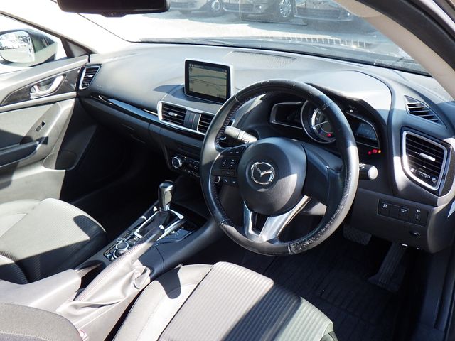Mazda AXELA 2014-11 193327-1