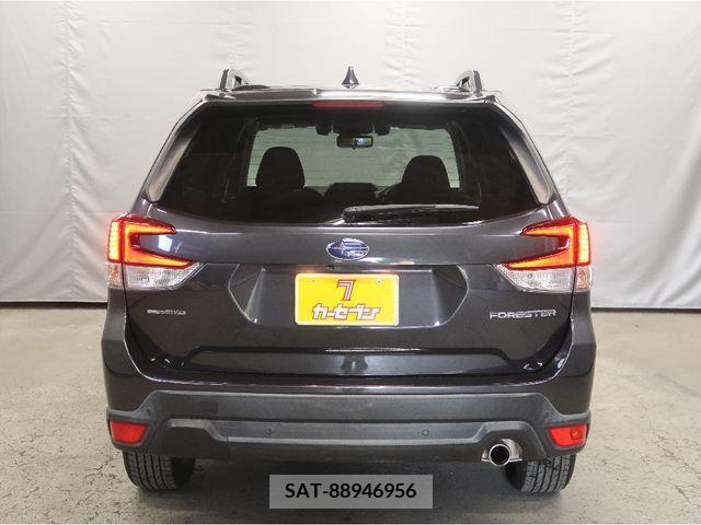 Subaru FORESTER 2018-11 390970-22