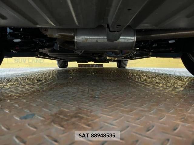 Toyota ESQUIRE 2018-08 297214-18