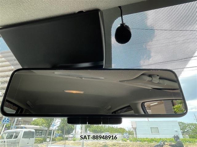 Nissan NOTE 2018-07 384453-7