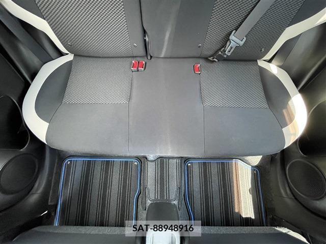 Nissan NOTE 2018-07 384453-13