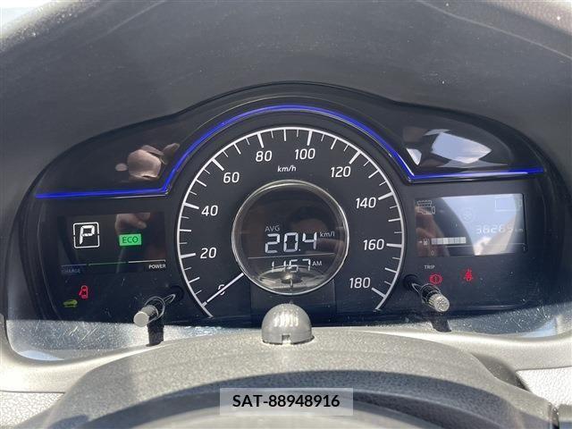 Nissan NOTE 2018-07 384453-12