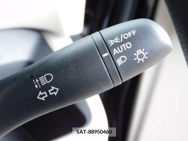 Nissan ROOX 2023-01 300930-12