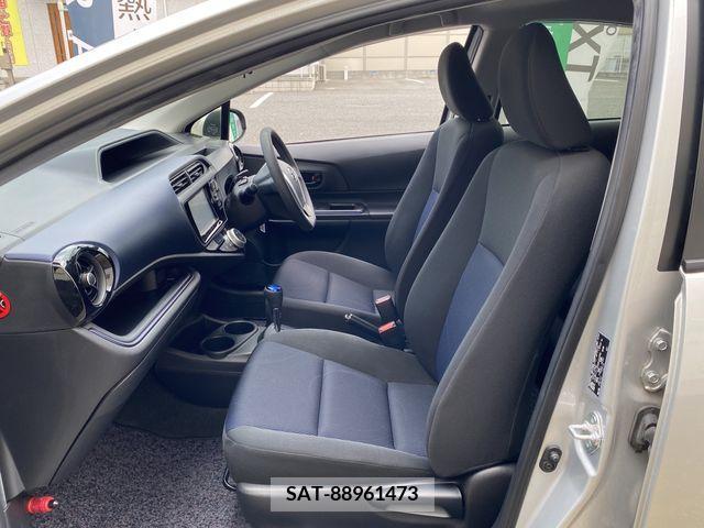Toyota AQUA 2017-03 261316-10