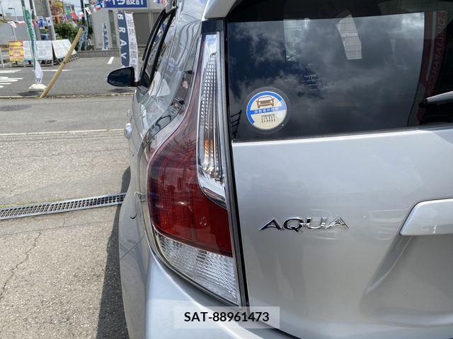 Toyota AQUA 2017-03 261316-17