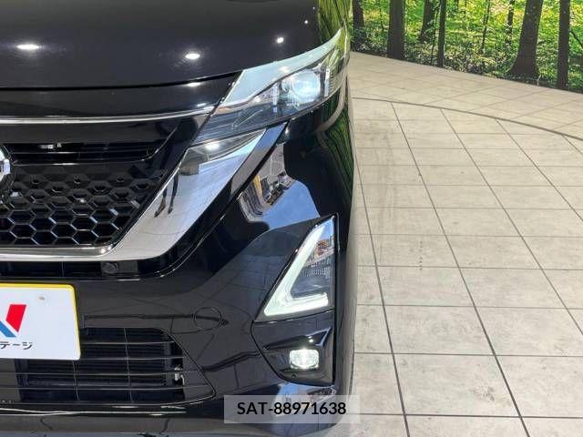 Nissan ROOX 2020-09 276107-8