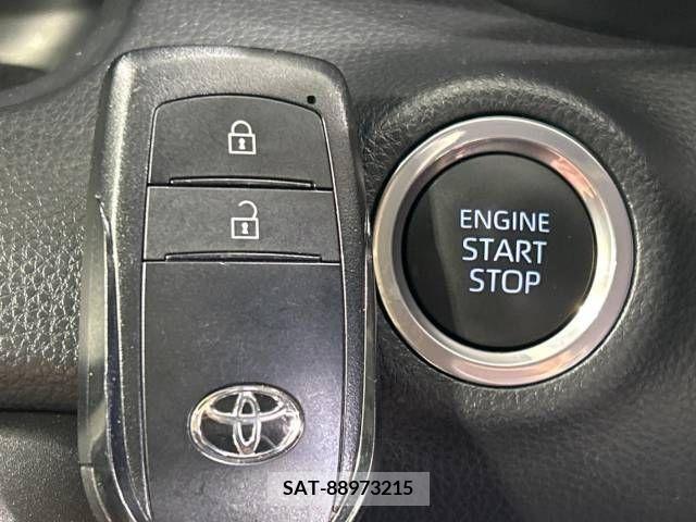 Toyota YARIS 2022-11 290785-6