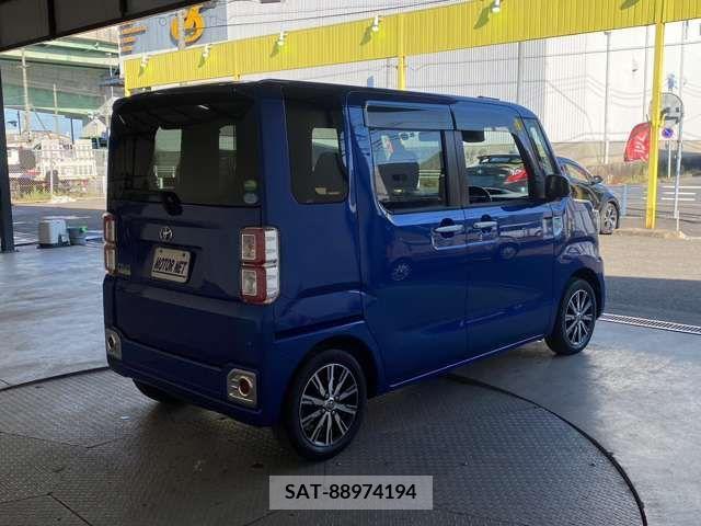 Toyota Pixis Mega 2019-09 281430-19