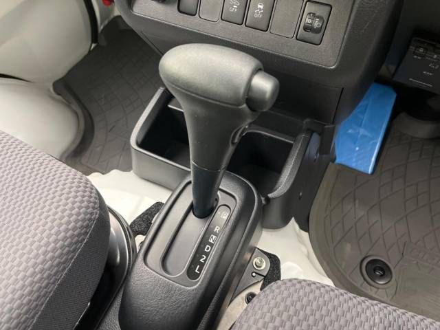 Daihatsu HIJET TRUCK 2019-12 196558-19