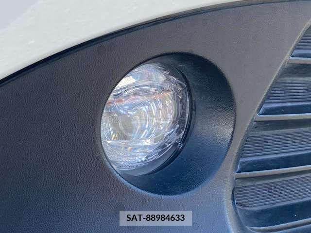 Toyota PRIUS 2020-07 255273-14