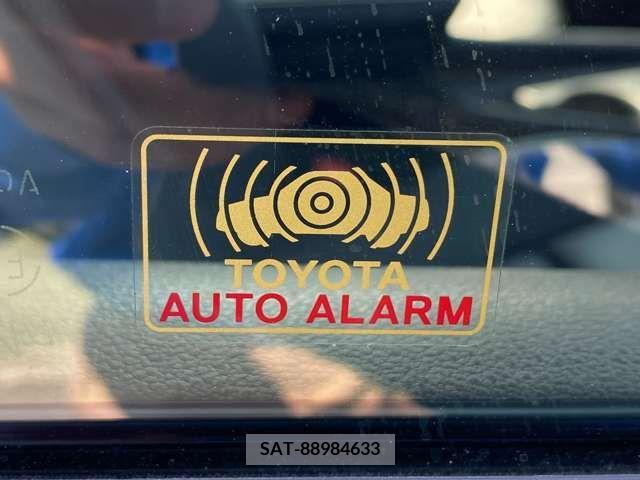 Toyota PRIUS 2020-07 255273-17