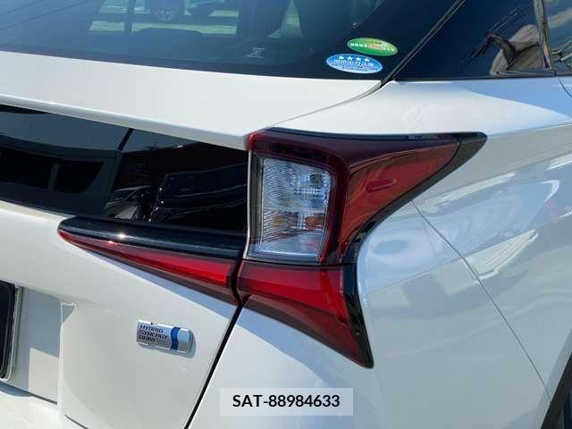 Toyota PRIUS 2020-07 255273-18