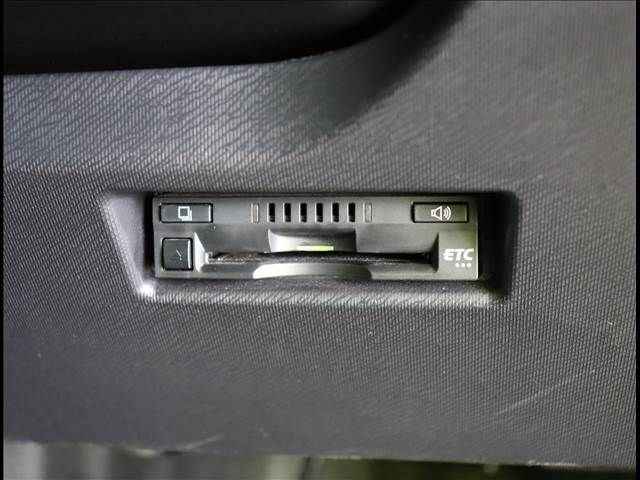 Toyota AQUA 2019-09 182405-7