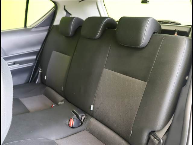 Toyota AQUA 2019-09 182405-28