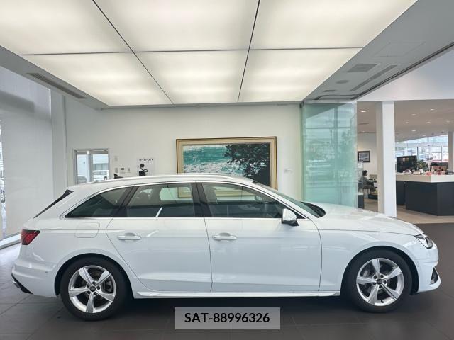 Audi A4 2023-09 333089-2