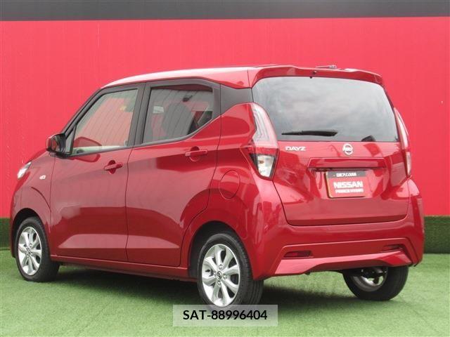 Nissan DAYZ 2022-03 323556-1