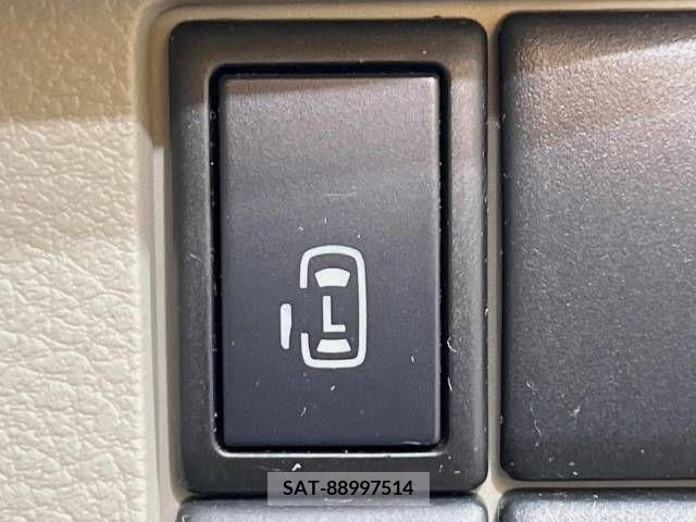 Suzuki SPACIA 2013-12 285662-3