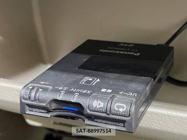 Suzuki SPACIA 2013-12 285662-6