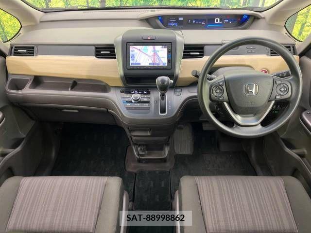 Honda FREED 2016-09 216773-1