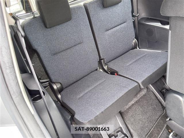 Toyota SIENTA 2018-07 328609-13