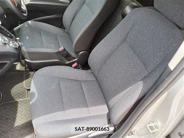 Toyota SIENTA 2018-07 328609-10