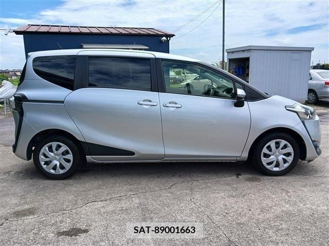 Toyota SIENTA 2018-07 328609-7