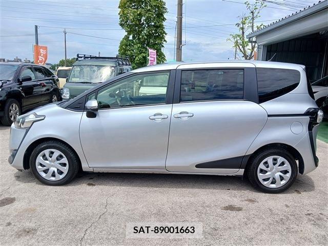 Toyota SIENTA 2018-07 328609-6